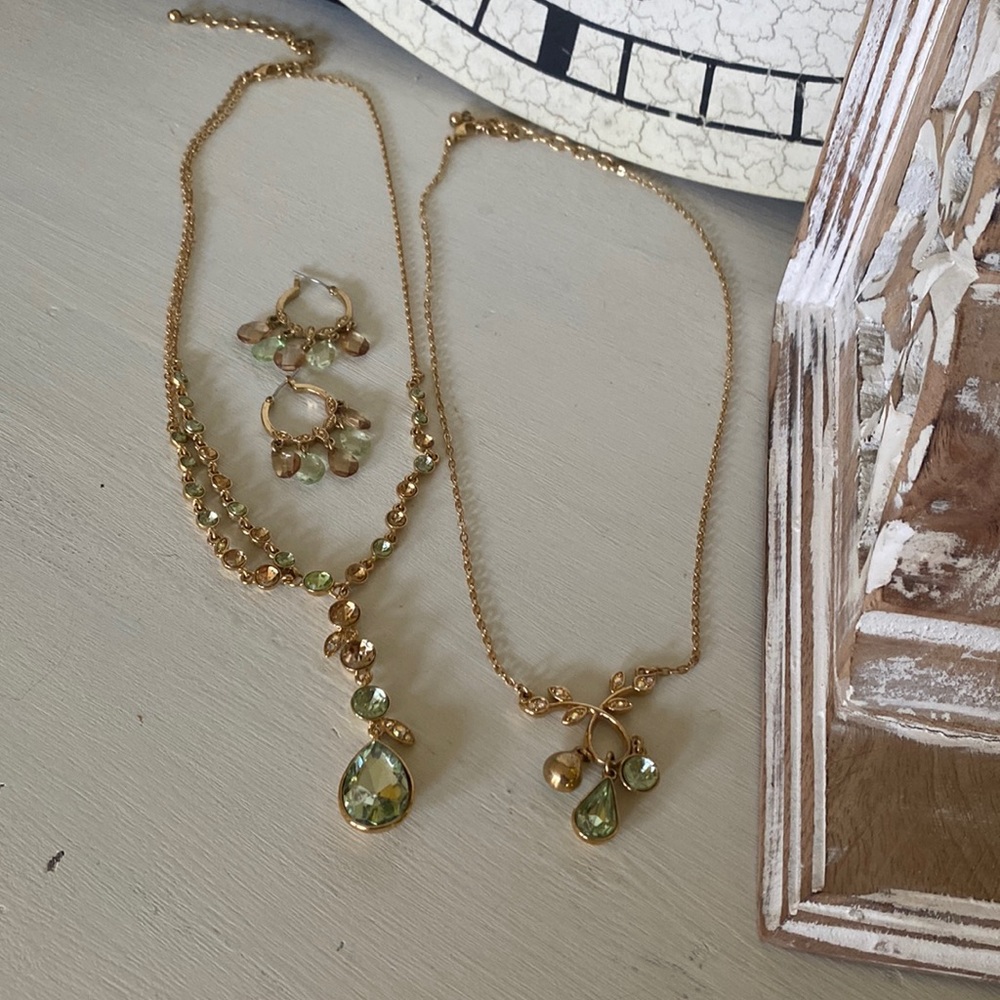 Green crystal necklaces and earrings